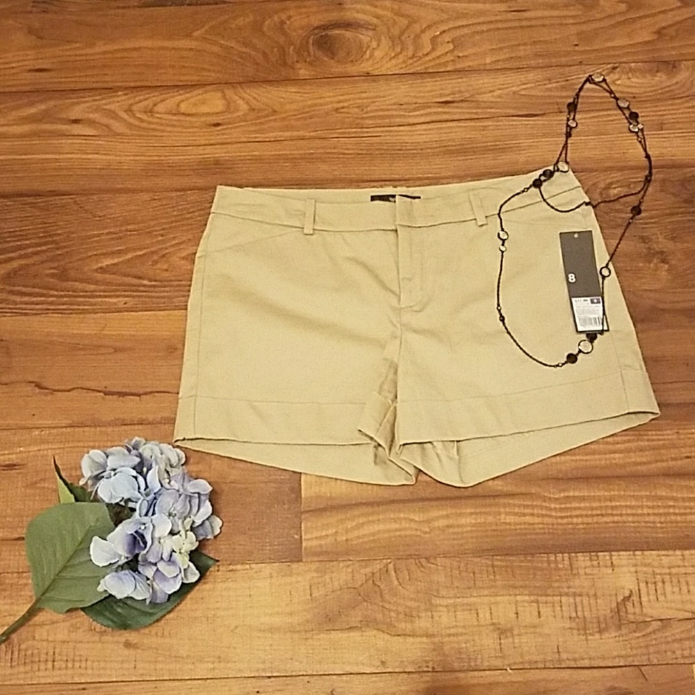 Mossimo Tan cuffed bottom shorts